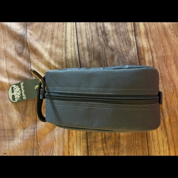 Timberland Camo Canvas Dopp Kit, NWT - Picture 4 of 7